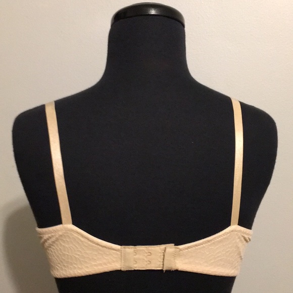 Hanes Natural Lift Push-up Bra in Nude, 36C - Picture 2 of 7